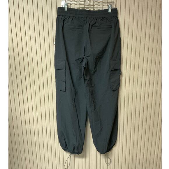 Fabletics Heights Cargo Pant Black Women’s Size L - Picture 2 of 13